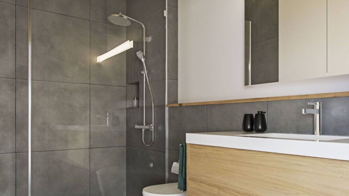 Savognin Apartment | Cosy apartment for 6 guests with WIFI, TV, balcony, panoramic view and parking