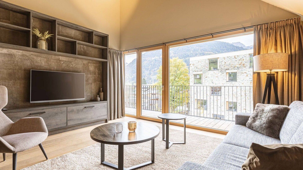 Schruns Apartment | Cosy apartment for 6 guests with pool, WIFI, TV, balcony and parking