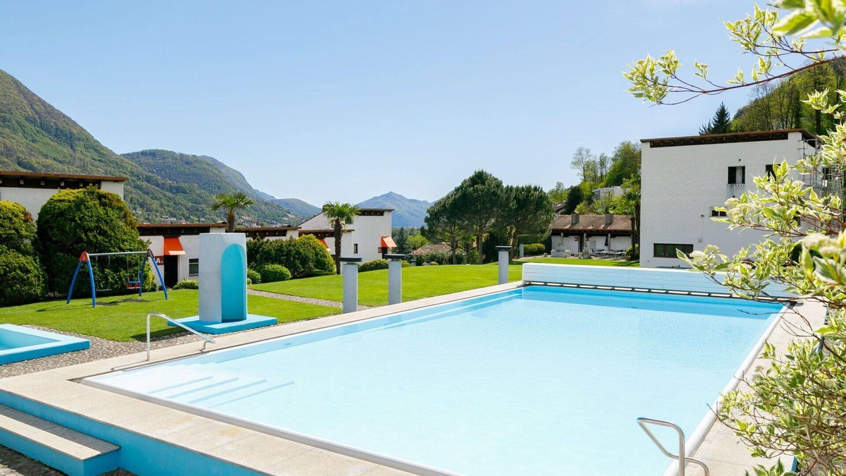 Capriasca Apartment | Cosy apartment for 6 guests with pool, WIFI, TV, patio, panoramic view and parking