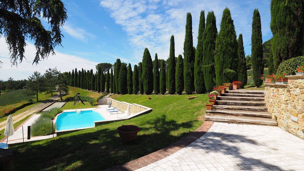 Volterra Apartment | Cosy apartment for 6 guests with pool, WIFI, panoramic view and parking, close to San Gimignano