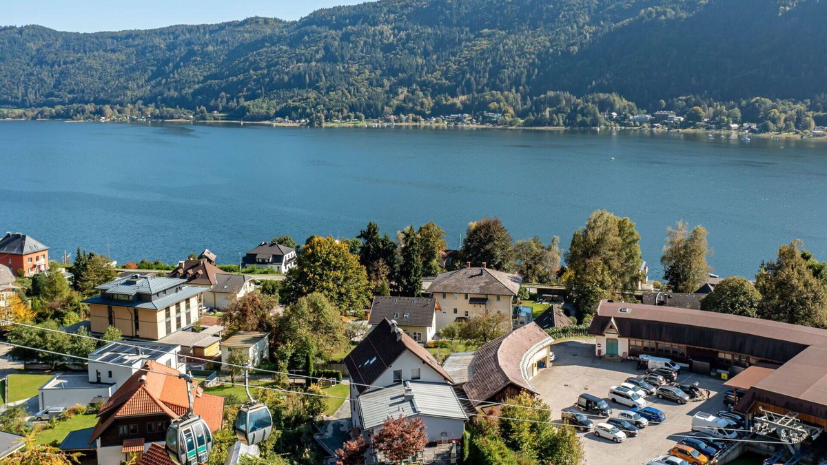 Annenheim Apartment | Cosy apartment for 3 people with WIFI, TV, balcony and parking