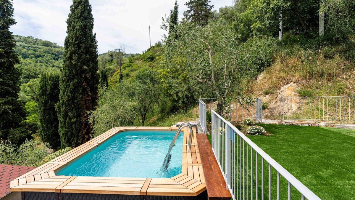 Pontedassio Apartment | Cosy apartment for 6 people with pool, WIFI, patio, pets allowed and parking