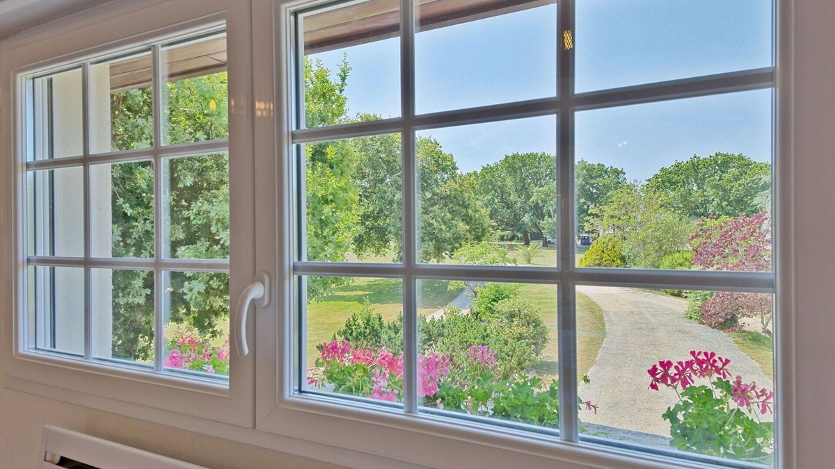 Piriac-sur-Mer Apartment | Cosy apartment for 4 people with WIFI, TV and balcony