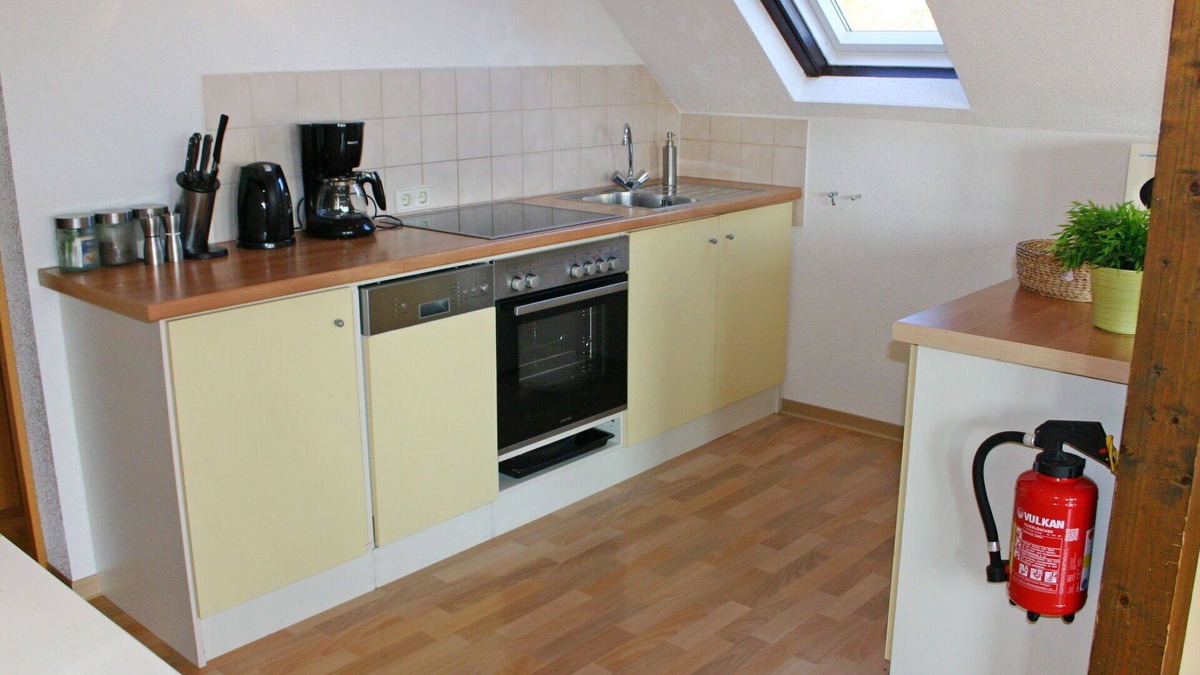 Feriendorf Frankenau House | Cosy apartment in villa for 5 guests with WIFI, TV, terrace and pets allowed