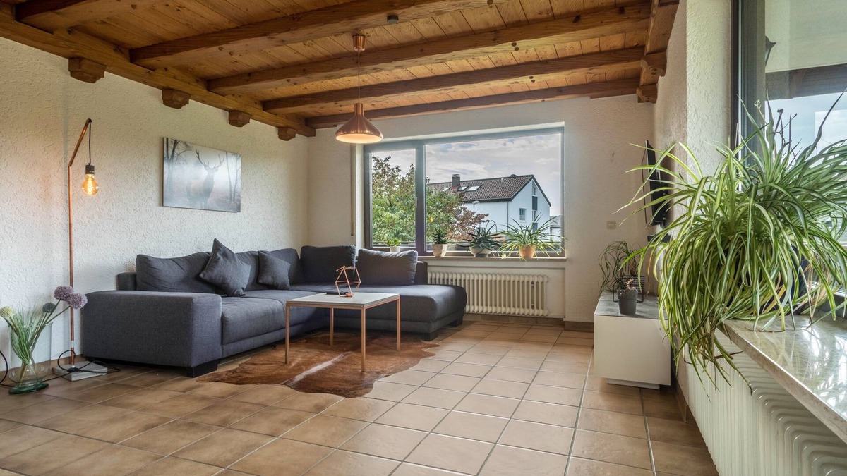 Oberteuringen Apartment | Cosy Apartment “Im Haus Metzger” near Lake Constance with Wi-Fi & Balcony