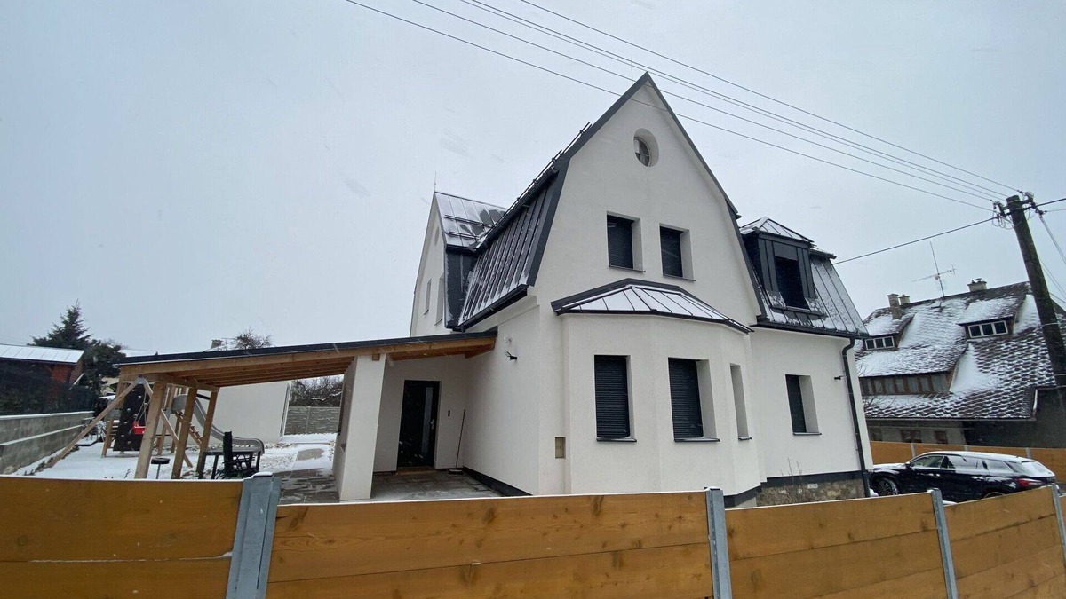 Velke Losiny Villa | Cosy apartment in villa for 6 guests with WIFI, TV, terrace and parking