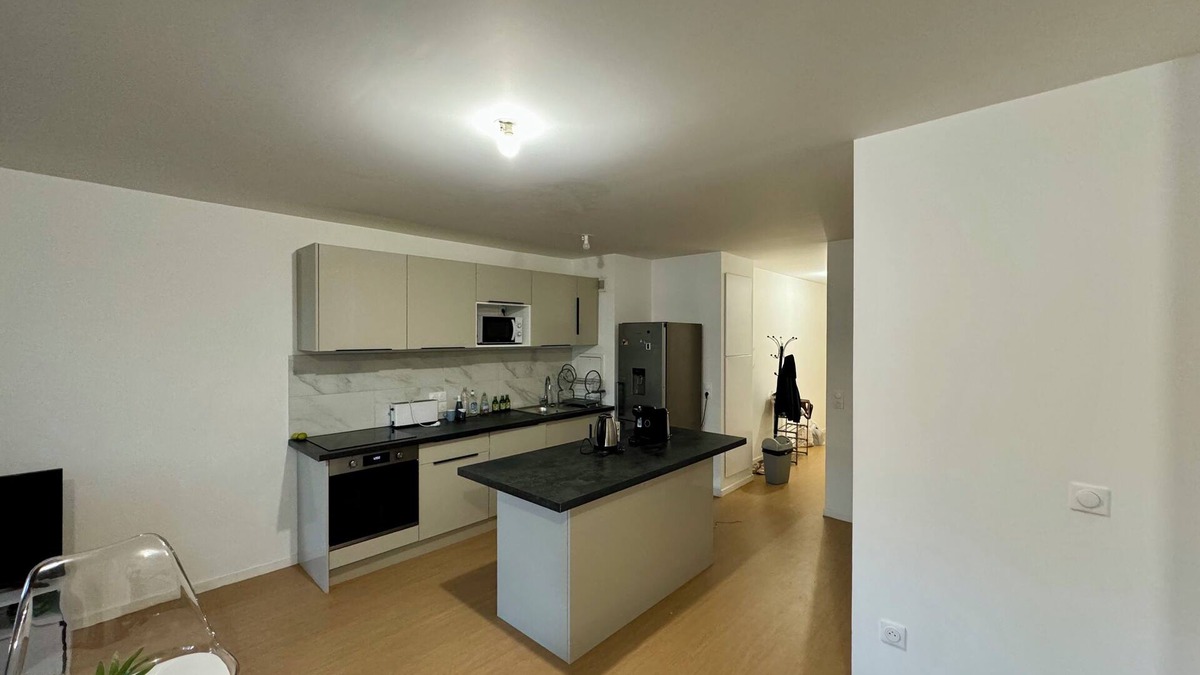 Drancy Apartment | Cosy apartment located in Drancy near Paris/CDG