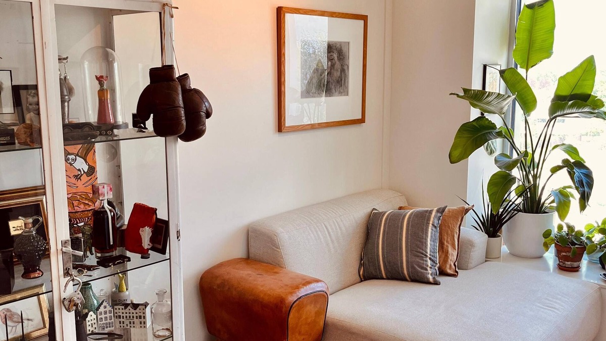 Amsterdam East Apartment | Cosy apartment well situated and connected to city
