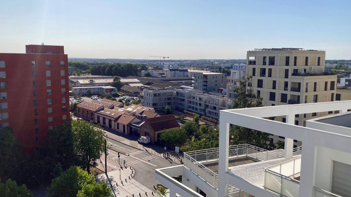 La Courrouze Apartment | Cosy apartment with panoramic view of Rennes