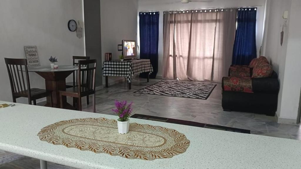 Tanjung Tanah Merah Apartment | Cosy B2 Cocobay resort