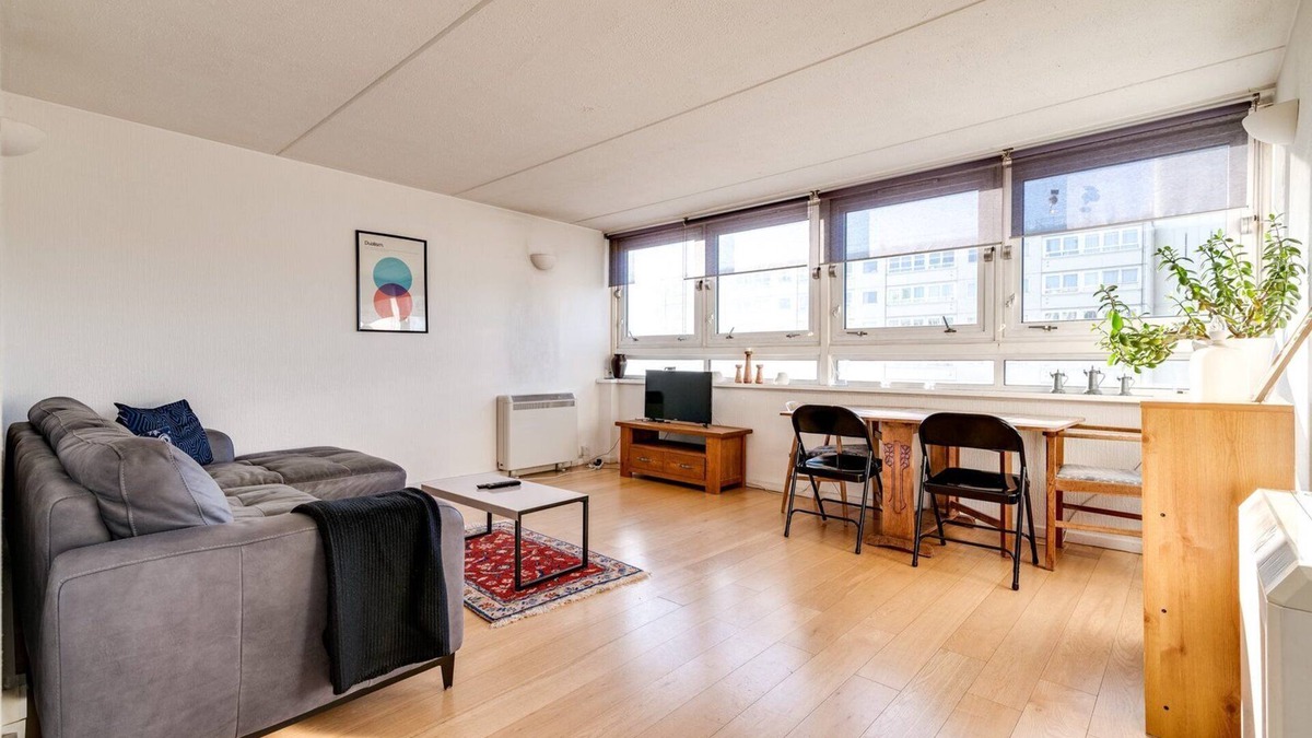Queenstown Apartment | Cosy Battersea Flat