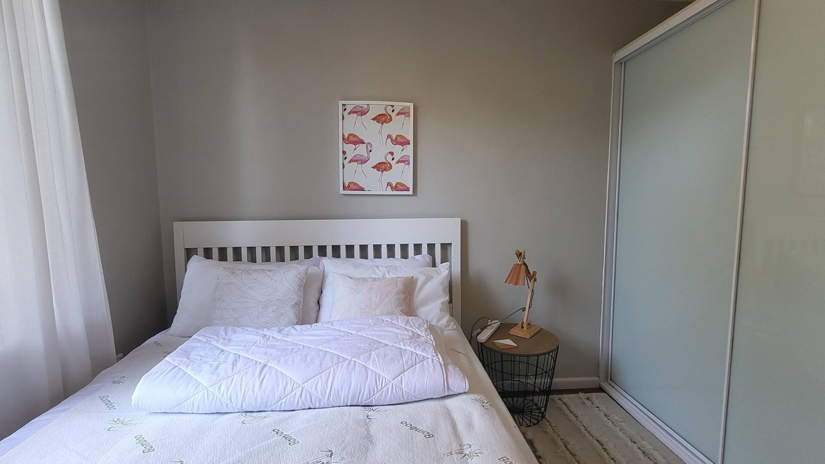 Lane Cove West Apartment | Cosy + bright 1 bed APT in Lane Cove!