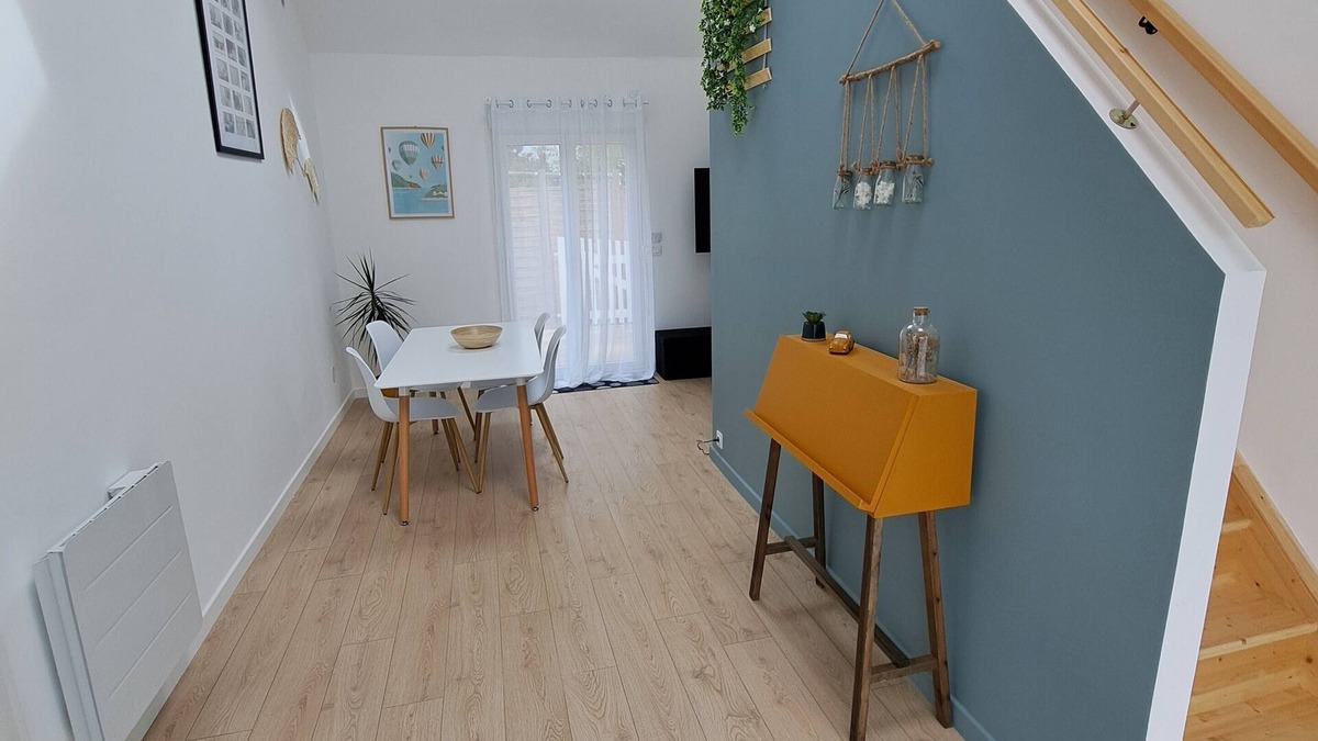Mordelles House | Cosy, bright house close to amenities in Mordelles