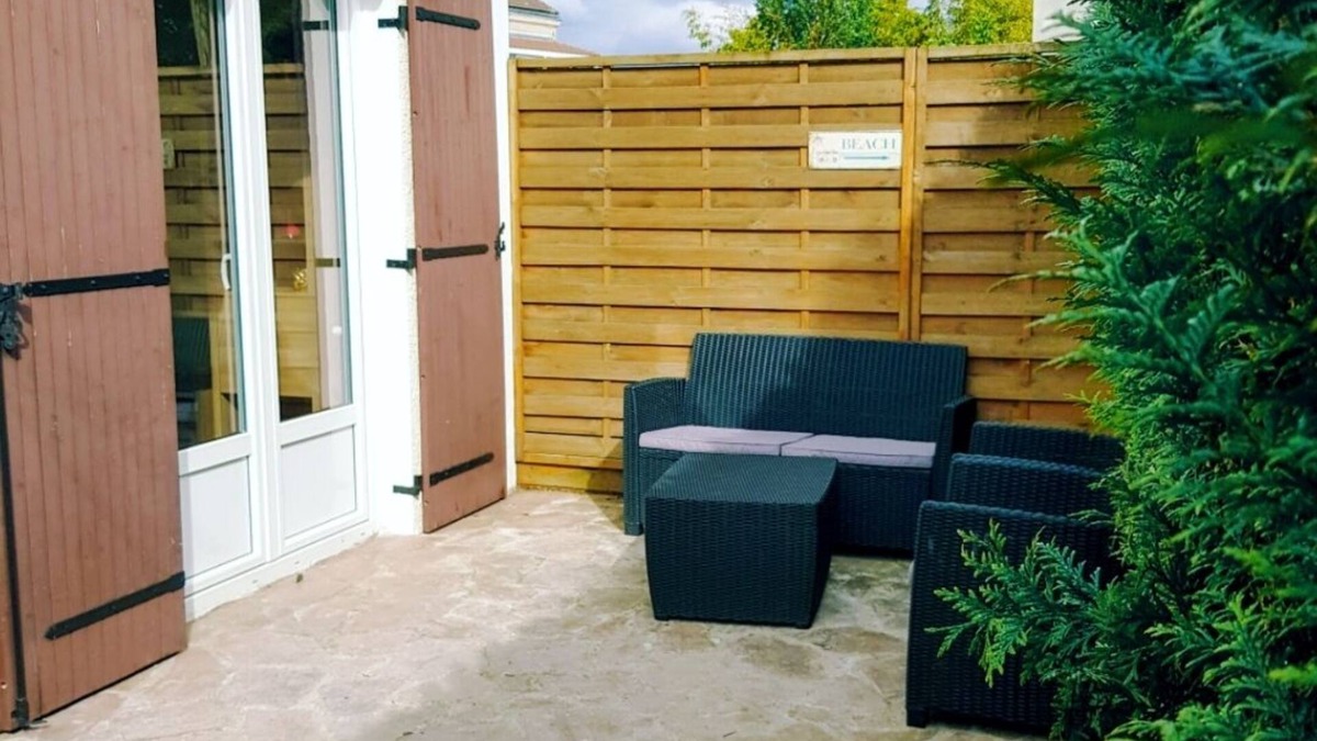 Cormeilles-en-Parisis House | COSY BUNGALOW 15 MIN FROM PARIS, 300M FROM TRAIN STATION