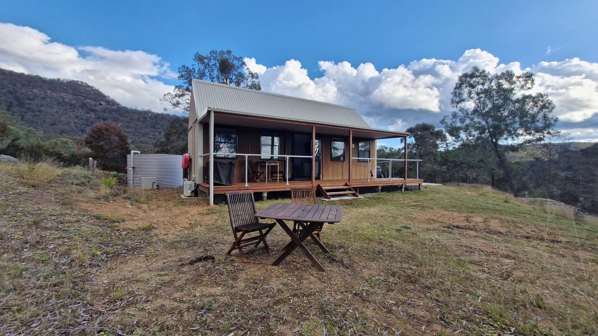 Broke Cabin | Cosy Cabin, Broke Valley Country Escape