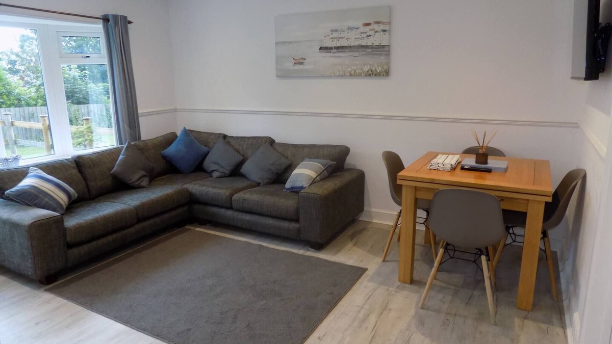 Watermouth Cabin | Cosy Cabin Retreat in Ilfracombe, North Devon