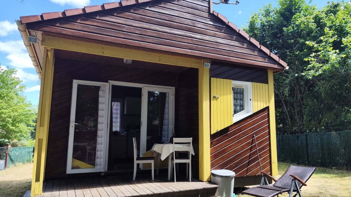 Saint-Remy-Sur-Durolle Ski Chalet | Cosy chalet 2/3 persons