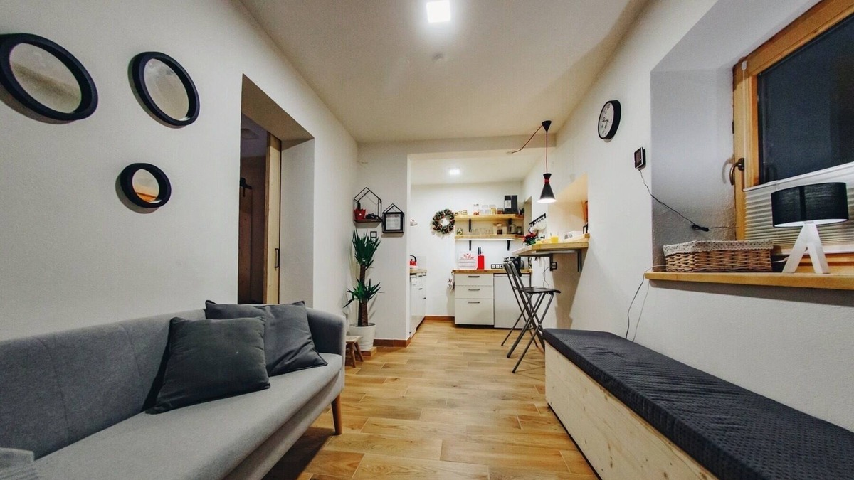 Laskowa Ski Chalet | Cosy chalet in remote location - fantastic view, ski in/out