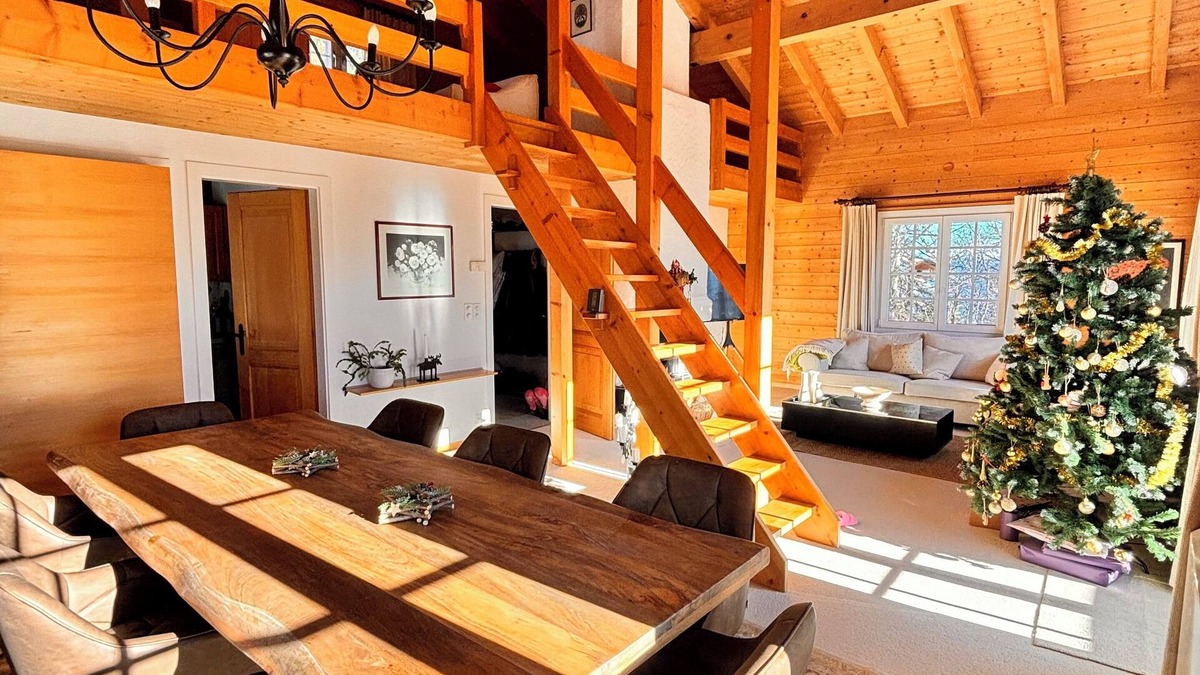 Randogne Ski Chalet | Cosy chalet with sublime view in Crans Montana