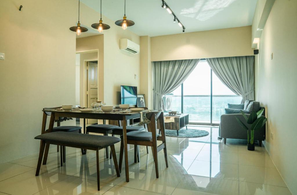 Taman Istana Apartment | Cosy City-View Suite in Town