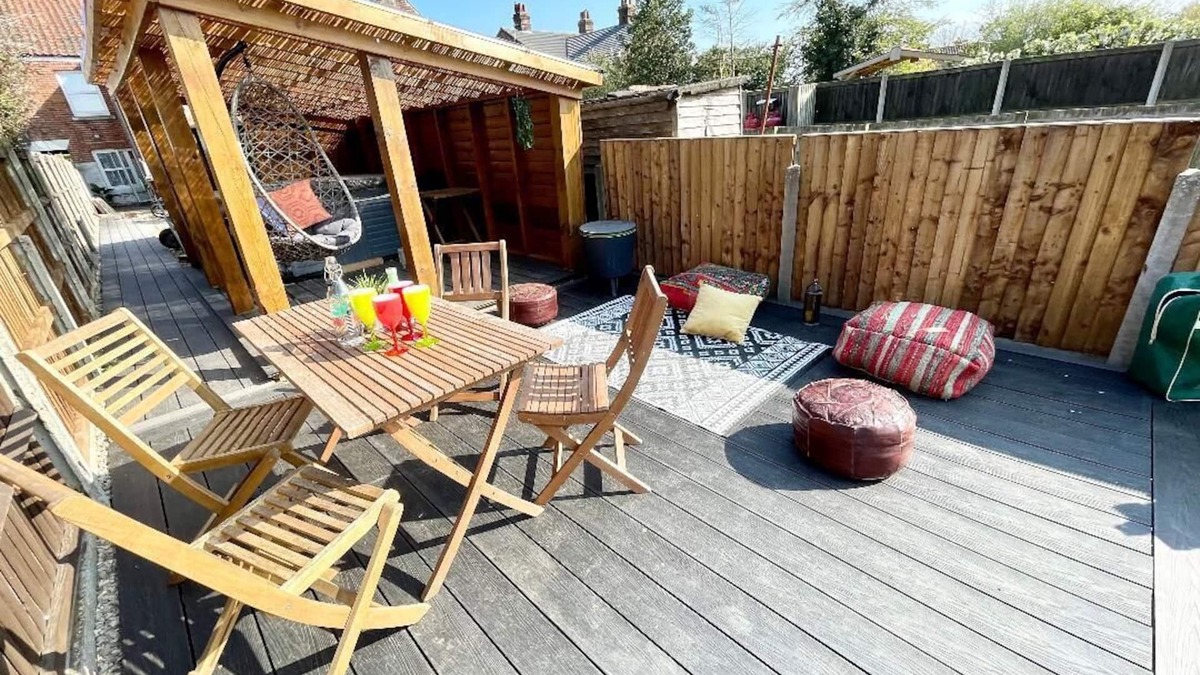 Sea Palling Cottage | Cosy Coastal Victorian Terrace-Dogs Welcome