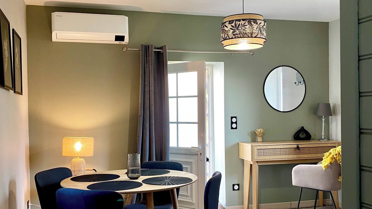 Bouzel House | COSY COCOONING & SPA 3-star gîte