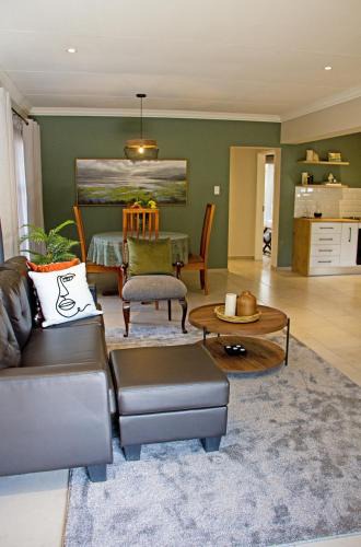 Krugersdorp House | Cosy Connect Guesthouse