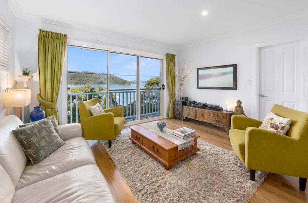 Cheero Point House | Cosy Cottage Above the Hawkesbury w/Jetty