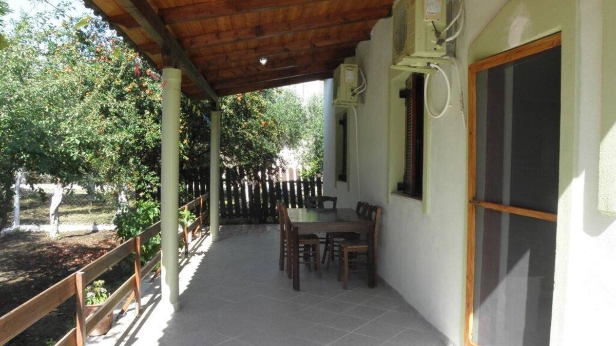 Mavrovouni House | Cosy cottage house in Mavrovouni beach