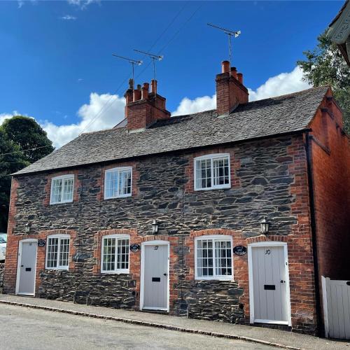 Woodhouse Eaves House | Cosy Cottage in the Heart of Charnwood Forest