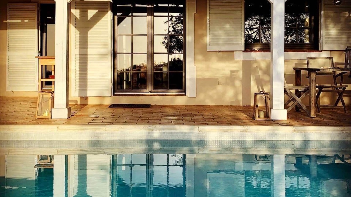 Benatrite Villa | Cosy country house with heatable swimming pool and sea view.