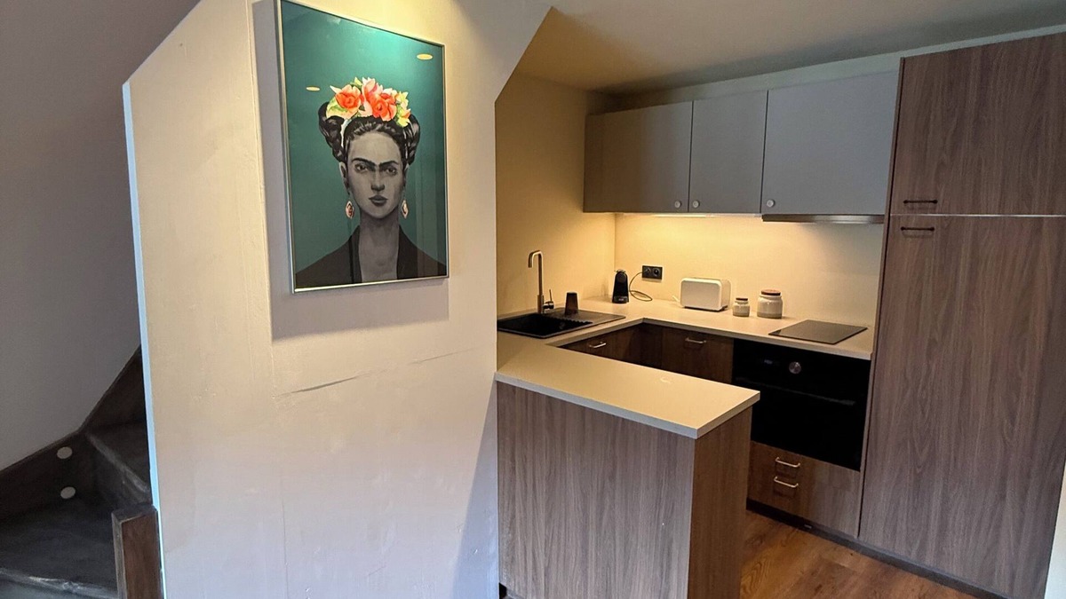 Chanaz Apartment | Cosy duplex apartment with swimming pool in the heart of the village of chanaz
