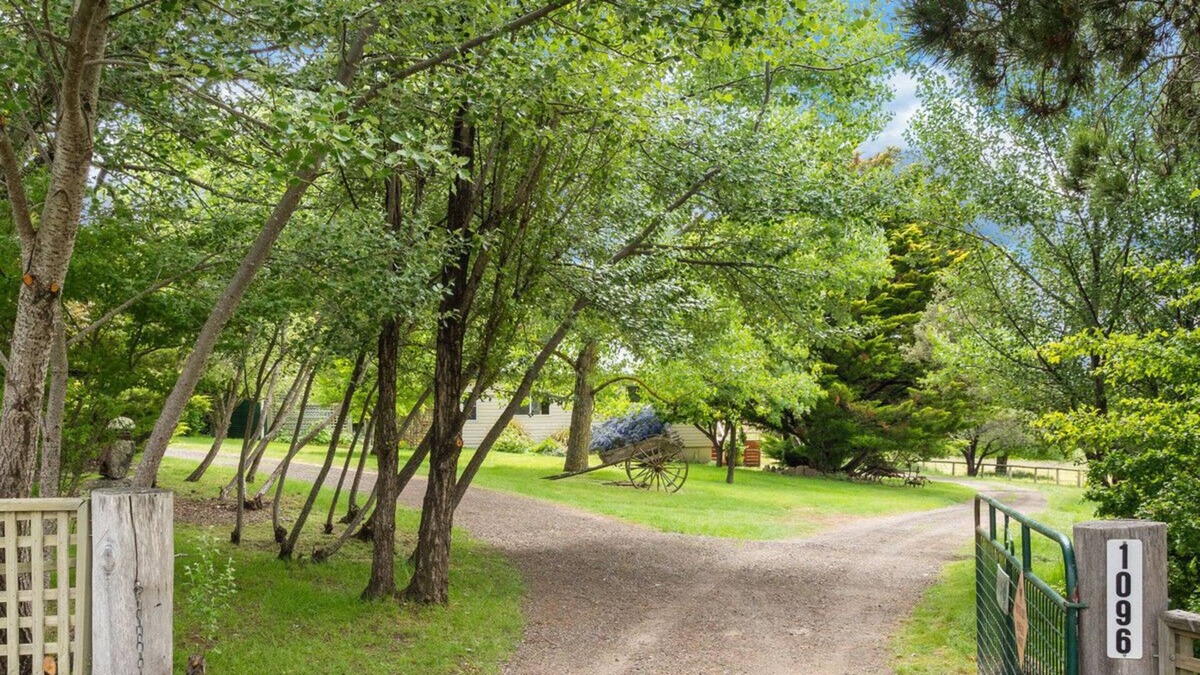 Berridale Other | Cosy Farmhouse Nestle in Native Bushland - 25 Minutes From Jindabyne!
