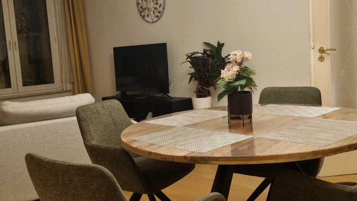 Deurne Apartment | COSY FLAT 3bedrooms and balcony close to Antwerp center
