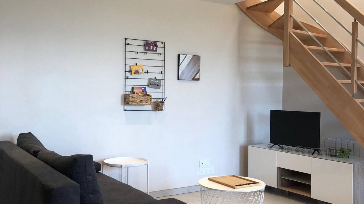 Saint-Quentin-sur-le-Homme Apartment | Cosy gîte near Mont Saint Michel