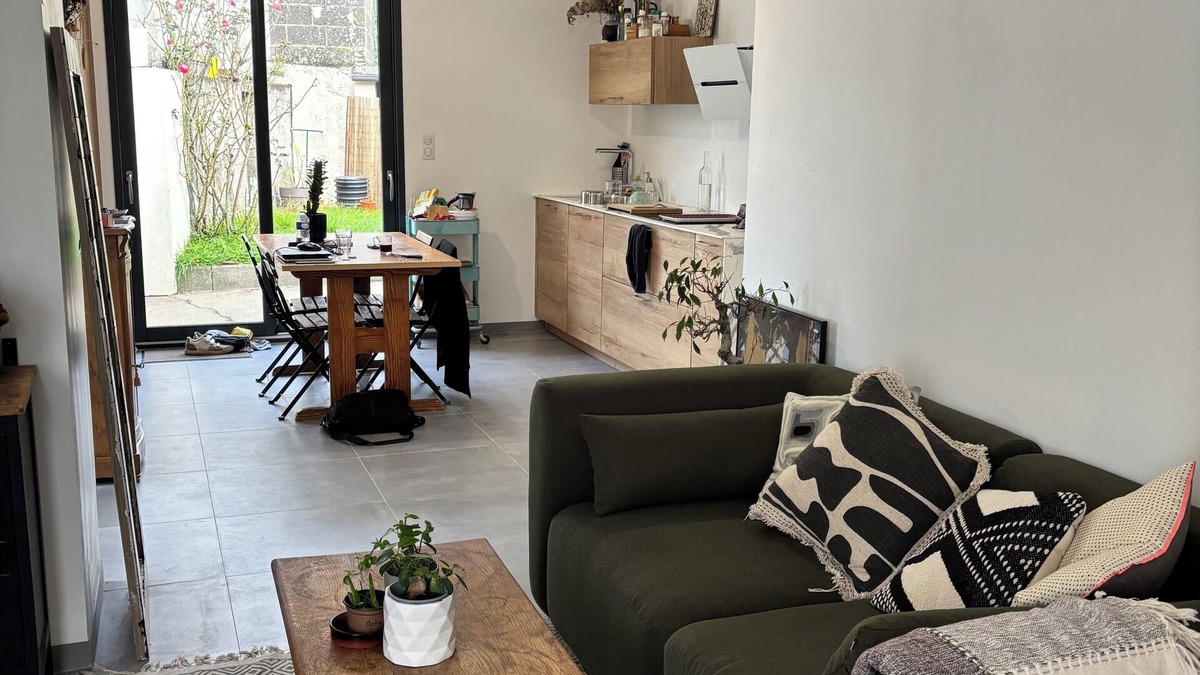 Basse-Goulaine Bed & Breakfast | Cosy room in shared residence