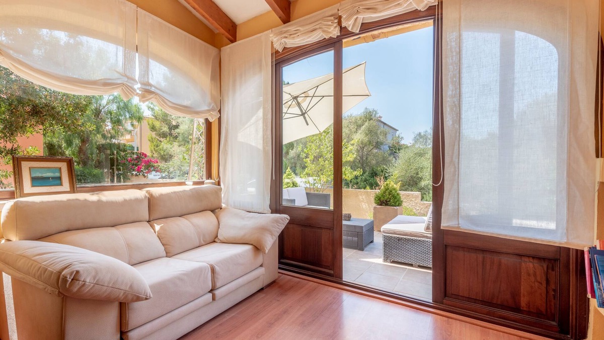 Son Serra de Marina House | Cosy Holiday Home Close to the Beach with Terrace & Wi-Fi