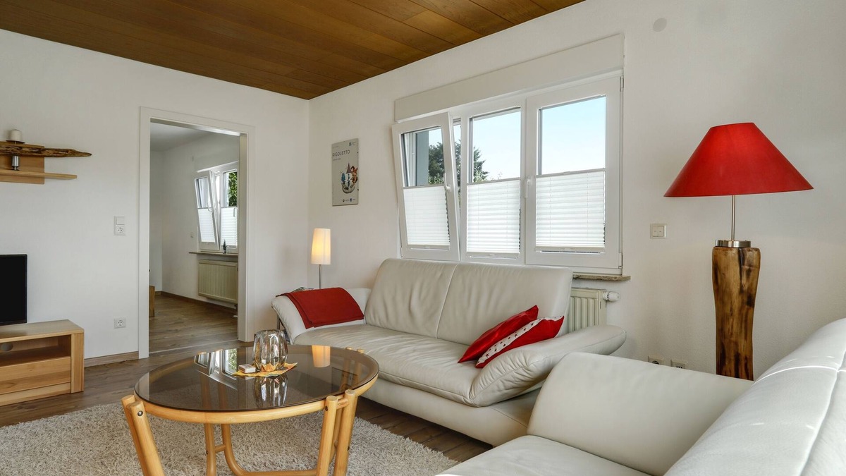 Eriskirch Apartment | Cosy Holiday Apartment “Ferienwohnung Eberle” close to Lake Constance with Wi-Fi