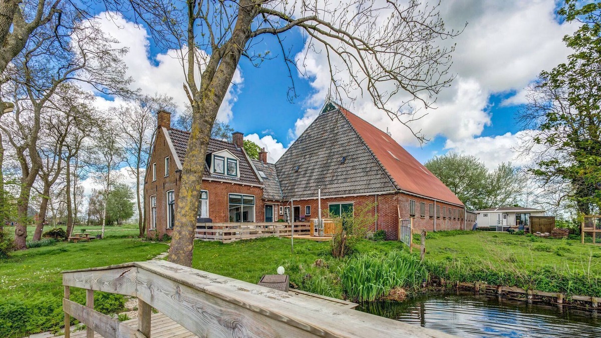 Suwald House | Cosy Holiday Home in Suwald with Hot Tub