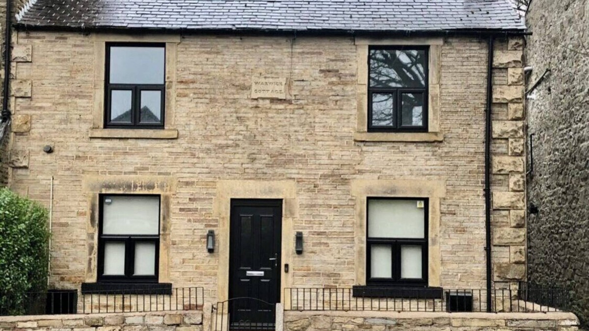 Buxton Apartment | Cosy holiday home in the heart of Buxton