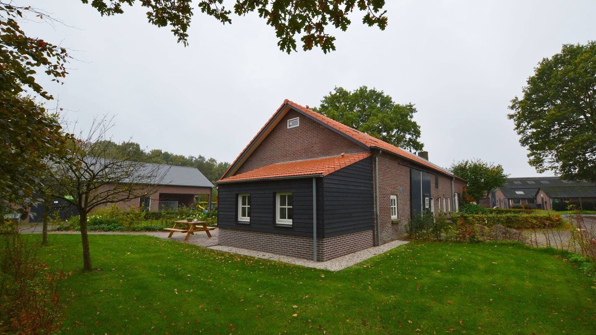 Zeeland Other | Cosy holiday home on a farm in Zeeland