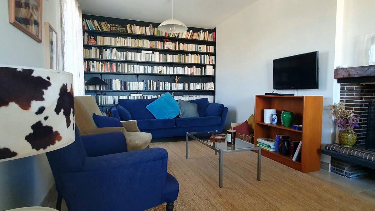 Agon-Coutainville House | Cosy house for 4 people with enclosed garden, open view 1 km from the sea