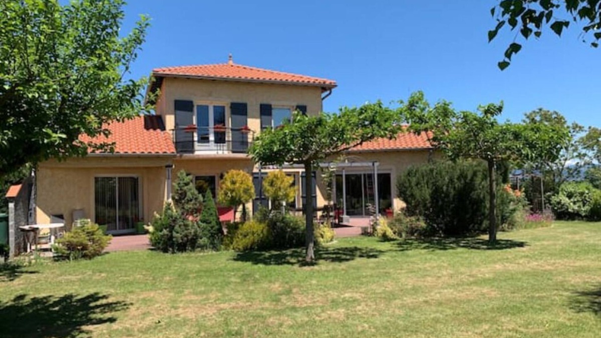 Cussac-sur-Loire Villa | Cosy house in a quiet location near Le PUY EN VELAY