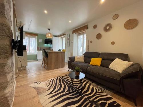 Saint-Claude Apartment | Cosy Jungle Room, évadez vous à Saint Claude