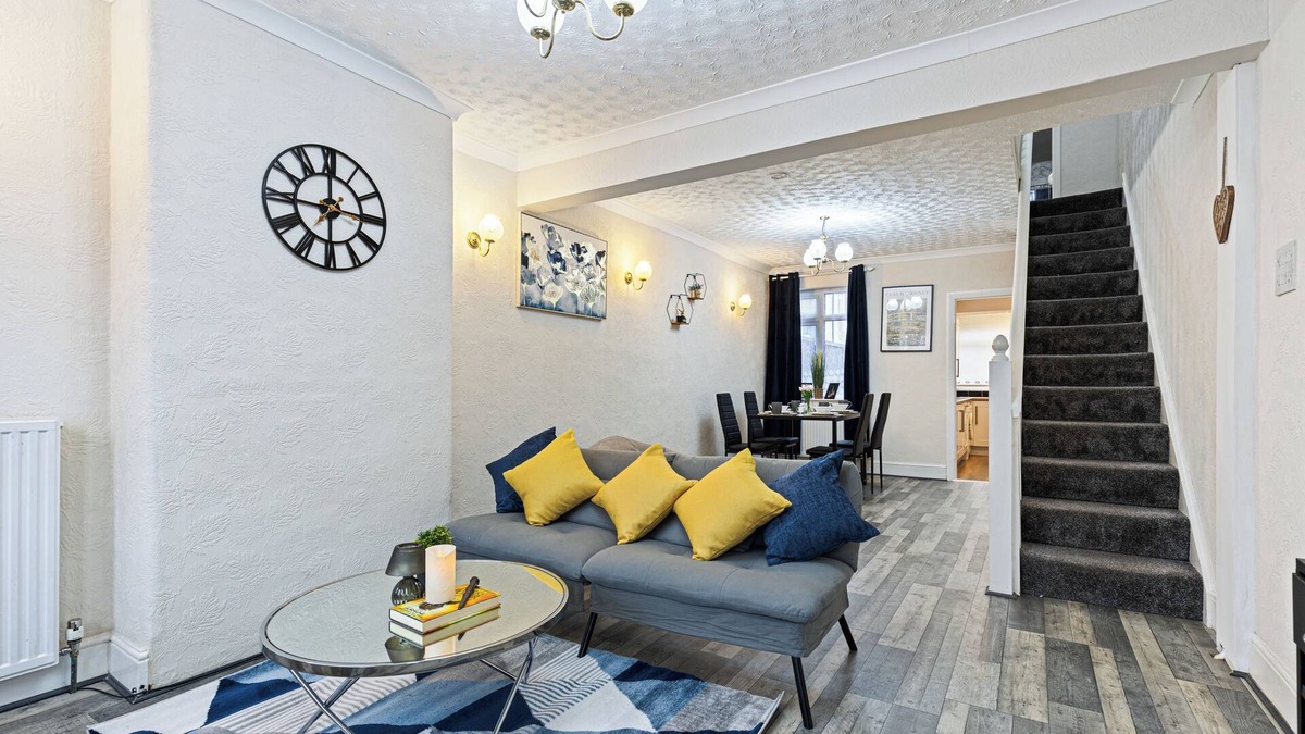 Watford House | Cosy Layam near Watford Harry Potter Studios