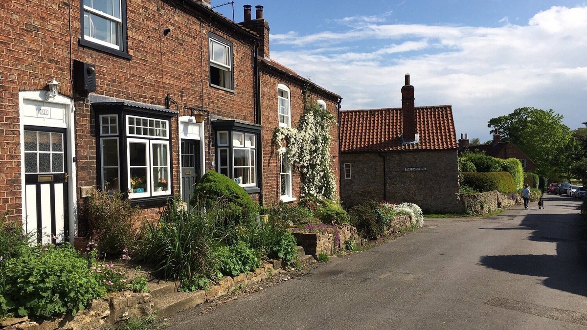 Tealby Cottage | Cosy Lincs Wolds cottage in picturesque Tealby