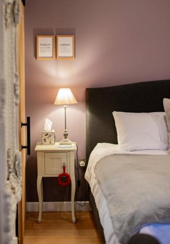 Rode House | Cosy Little Barn near Bath
