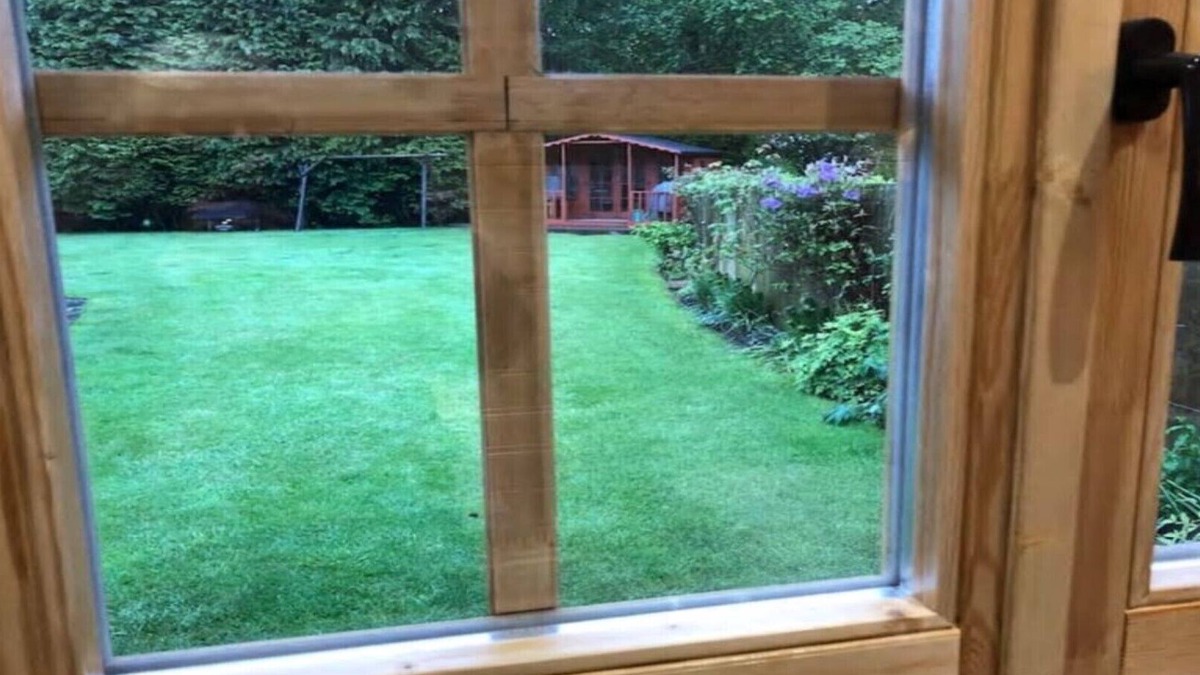 Markinch Cabin | Cosy Log Cabin, FIFE near St. Andrews/Edinburgh