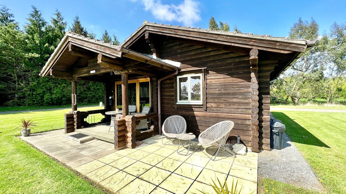 Lincoln Cabin | Cosy log cabin near Lincoln