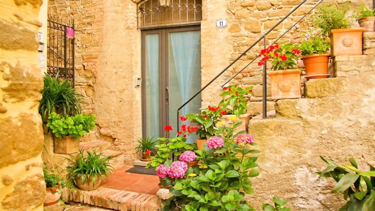 Bettona Apartment | Cosy medieval flat 20m from square